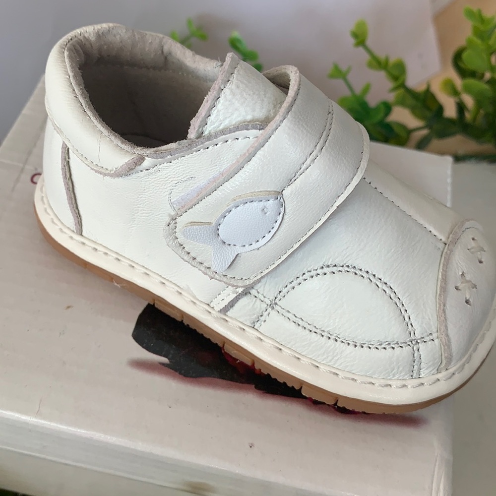 Kids shoes